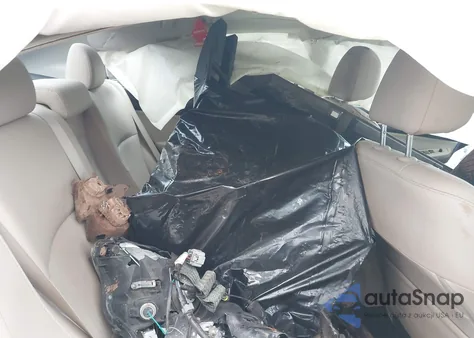 2016 Subaru Legacy 3.6R Limited z USA, uszkodzony, nr VIN 4S3BNEN6XG3025081